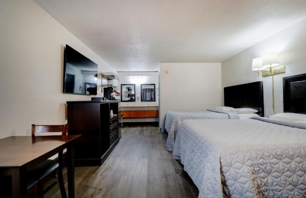 Canaan Motel image 15