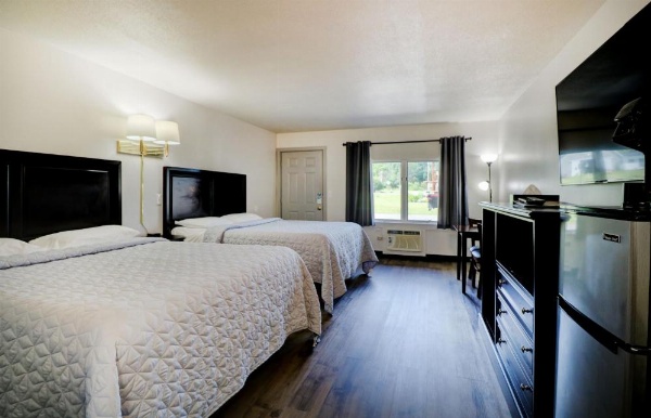 Canaan Motel image 20